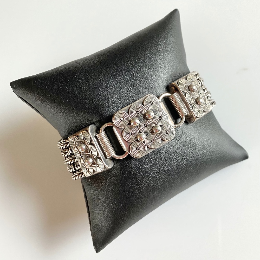 VINTAGE BA HEAVY ORNATE BRACELET